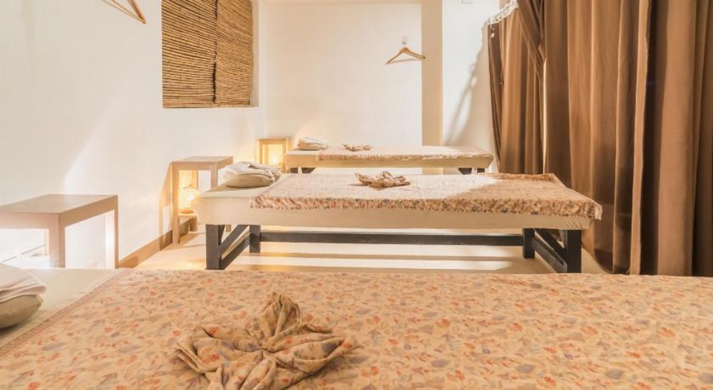 Heroes Hotel Image 30