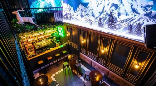 Heroes Hotel image 42